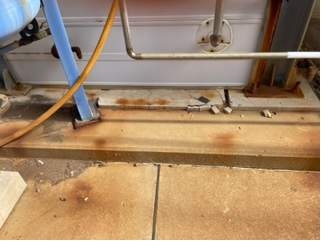 An application where the incorrect grout has been used, which resulted in cracking and crumbling
